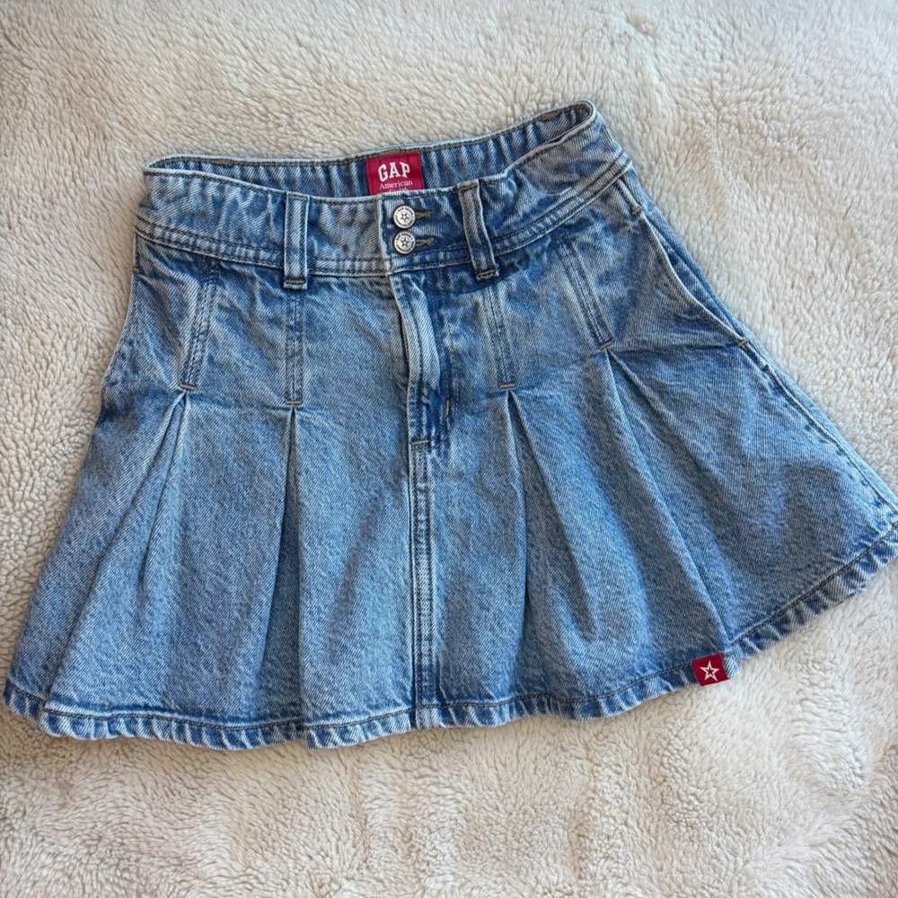 GAP x American Girl Girls Denim Pleated Mini Skirt Light Wash 7 Adjustable Waist